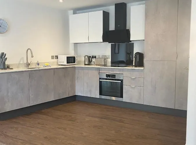 Icona - Stylish Apartment In Brand New Development!